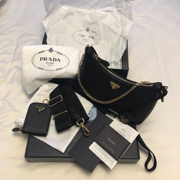 Prada Re-edition 2005 Saffiano Leather - Picture 1 of 7